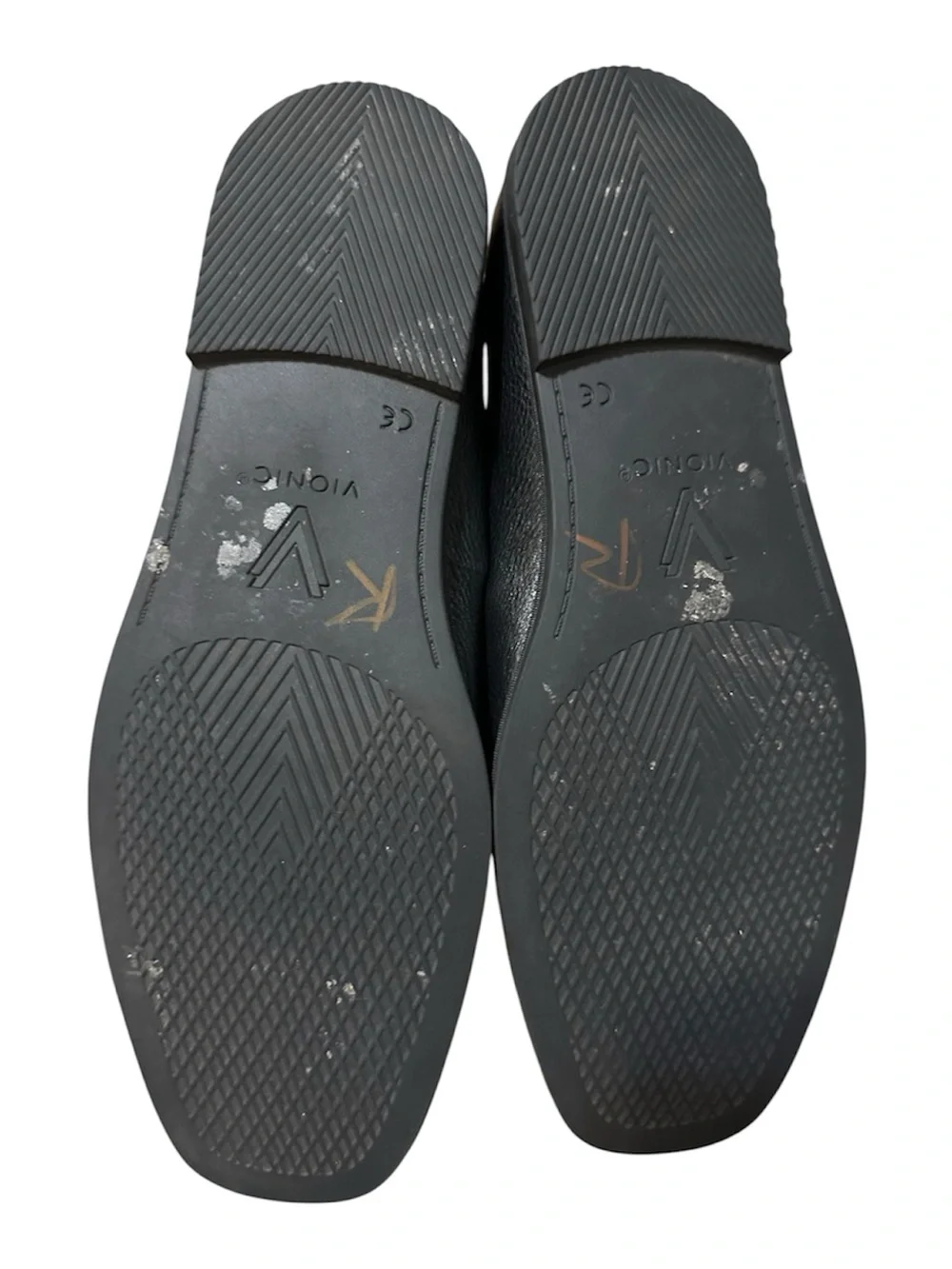 Vionic Willa 2.0 slip-on loafers in black leather